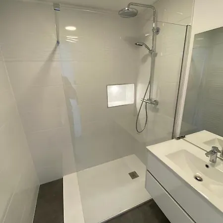 Les Oursins-Appartement 3Pieces, 4 Couchages Et Parking Gratuit Metz Exterior photo